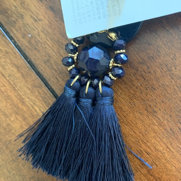 NWT. H&M statement earrings with tassel & stones - Picture 3 of 6